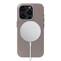iPhone 15 Clop 磁吸皮革手機殼