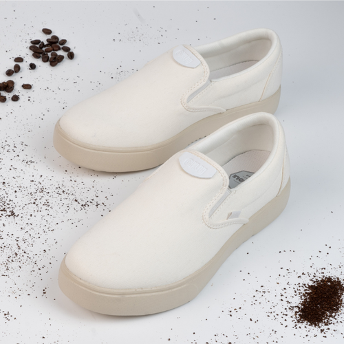 XpreSole® 咖啡防水休閒鞋 2.0 - 奶泡白