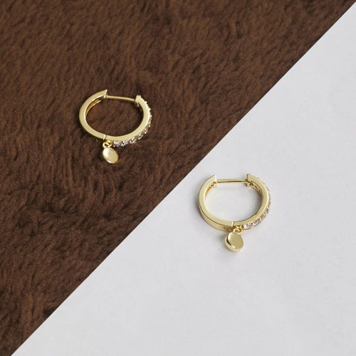 搖曳輕巧金片鑽式耳環