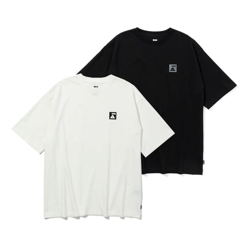日本限定- 山形眼小LOGO 寬鬆版型短袖T恤 (共2色)