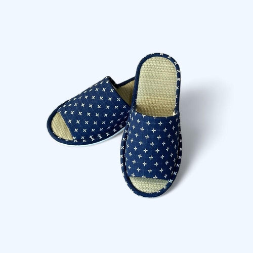 【交換禮物】詩織刺繡藺草拖鞋