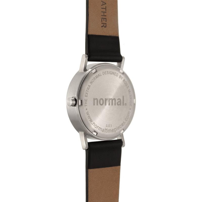 Extra Normal 真皮32mm錶面腕錶 - 黑