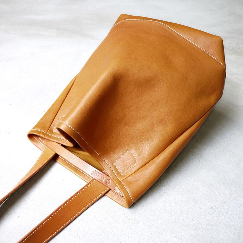日本手工皮革簡約柔軟單肩背包 - 駝色