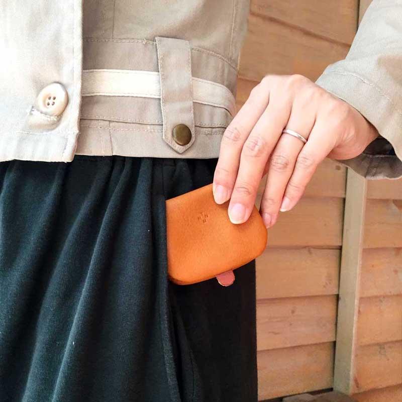 日系甜美 口袋型小巧牛皮 零錢包 - 兩色