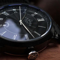 純英國血統｜經典紳士 英倫羅馬數字動能錶(43mm, 霧黑不鏽鋼、黑皮帶)
