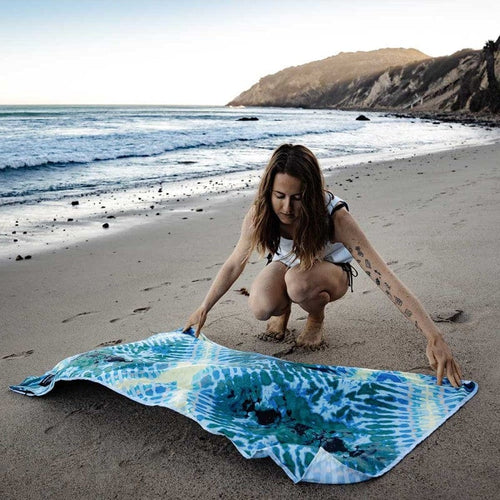 Volcom 鬥牛士Packable Beach Towel 超輕量速乾沙灘墊