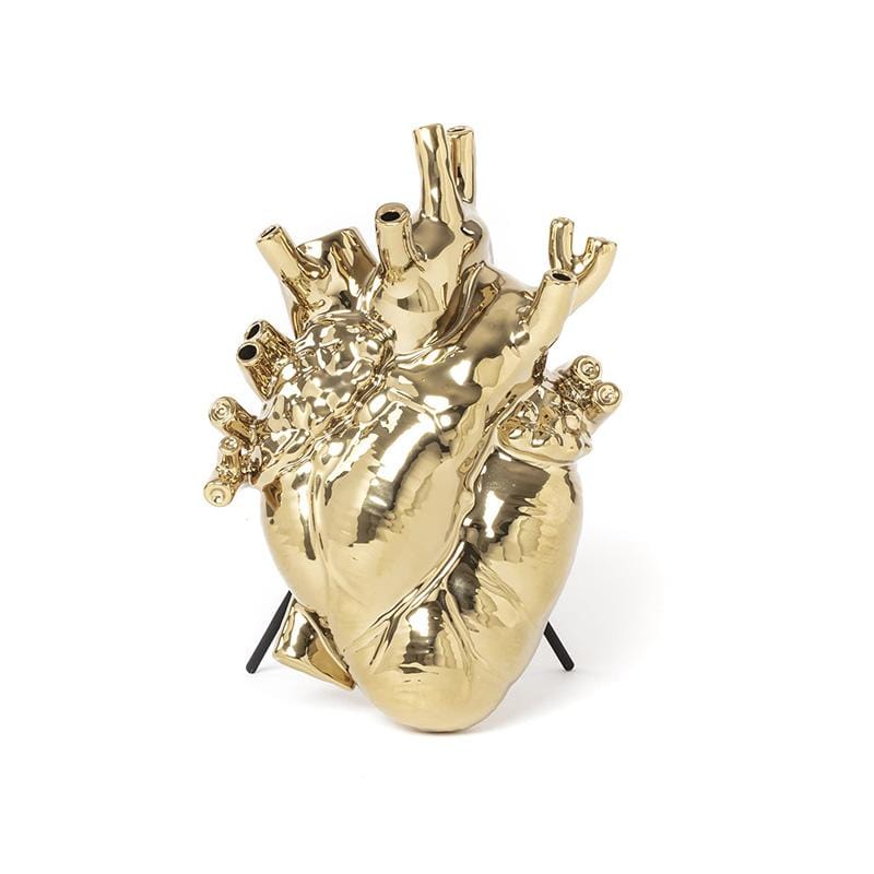 金色心臟造型花器