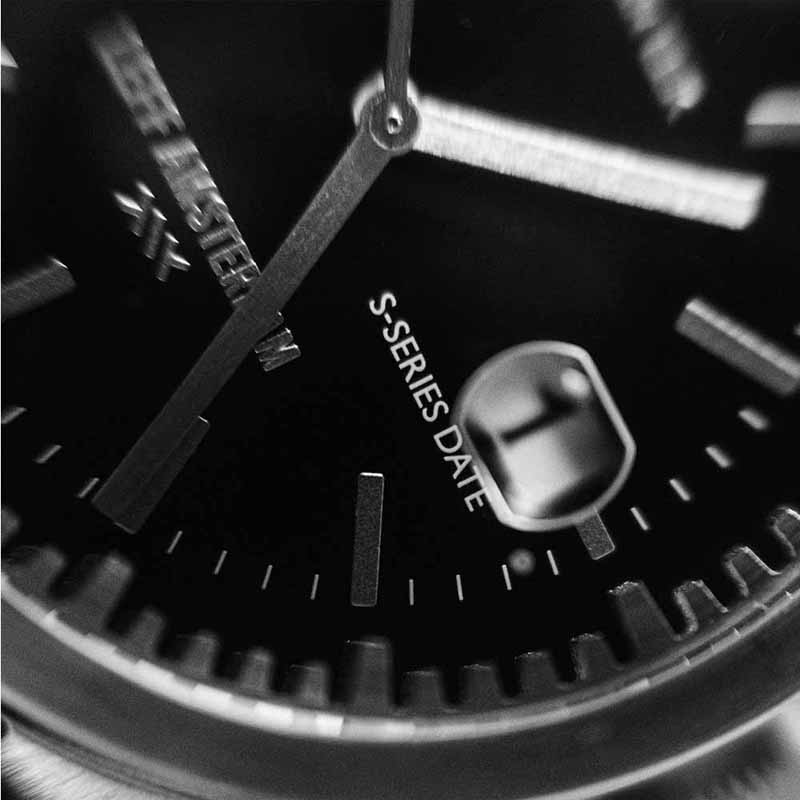 Tube ｜北歐工業齒輪設計腕錶 42mm 黑錶盤 銀鋼帶