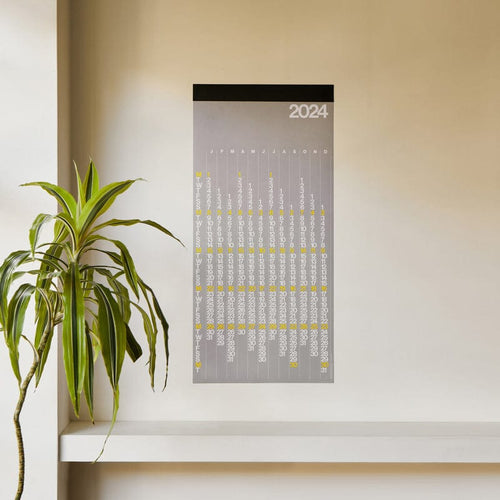 V 2024  經典時尚設計年曆