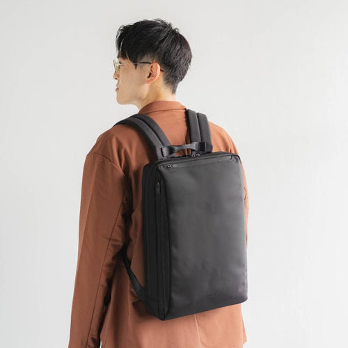 極薄通勤電腦後背包