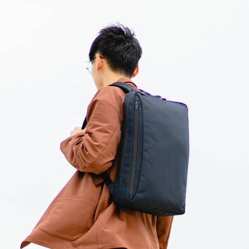 零重感雙層商務後背包