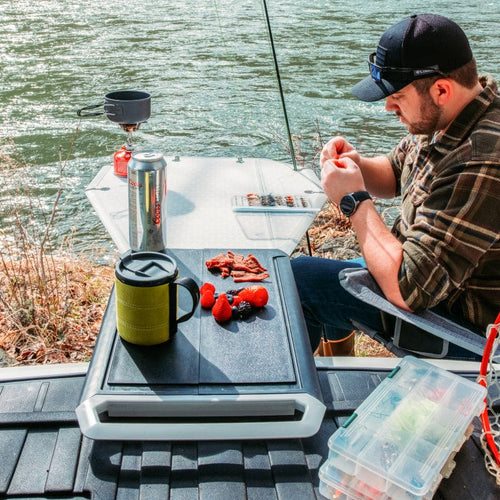Tail Table 漂浮車尾餐桌