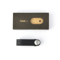 輕量矽膠智慧鑰匙收納環 - 黑 + 開瓶器 + 8G隨身碟