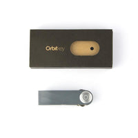 輕量矽膠智慧鑰匙收納環 - 灰 + 開瓶器 + 8G隨身碟