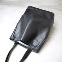 日本手工皮革簡約柔軟單肩背包 - 黑色
