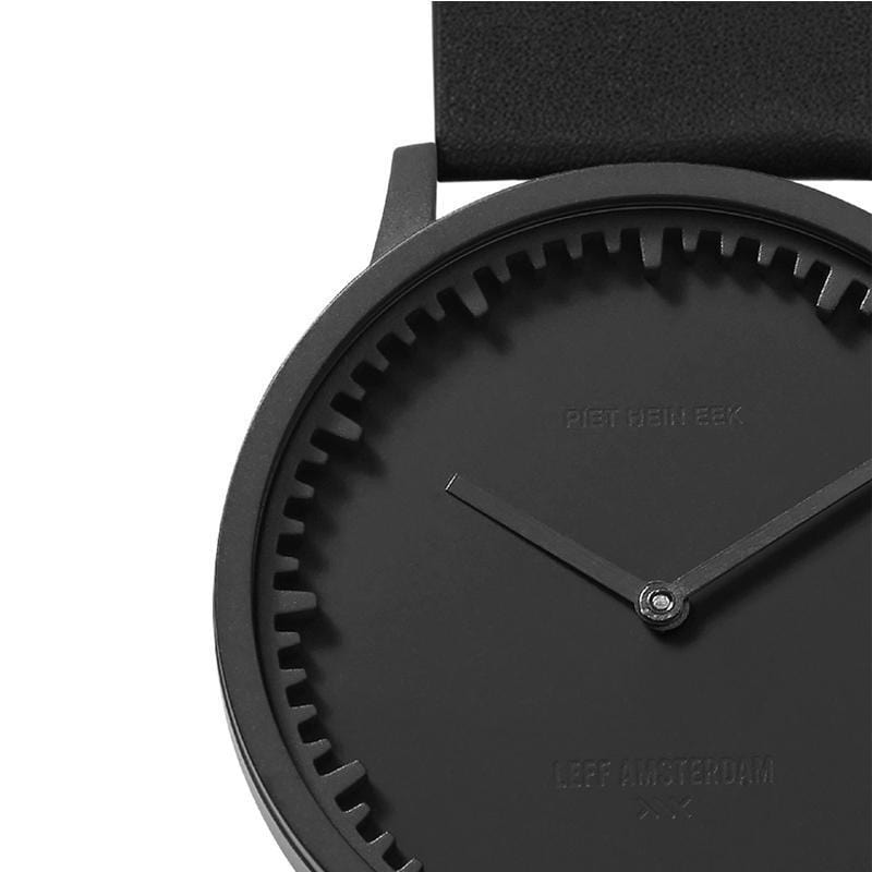 Tube ｜北歐工業齒輪設計真皮腕錶(40mm, 霧黑錶盤、黑皮革錶帶)
