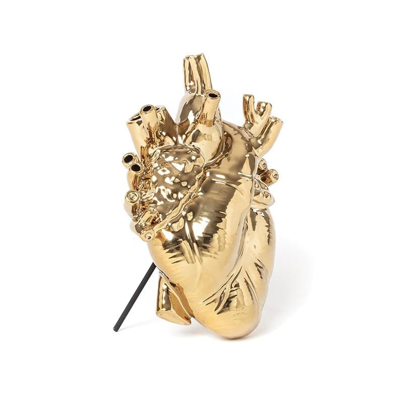 金色心臟造型花器