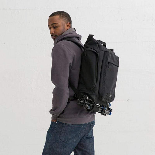 30L專業相機電腦後背包 / 黑