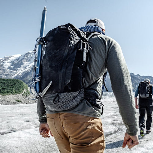 鬥牛士 FreeRain 28L防水捲口輕量背包