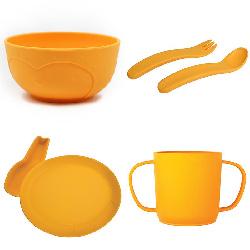 4件餐具組 (含水杯、餐盤、叉匙及碗) - 4色